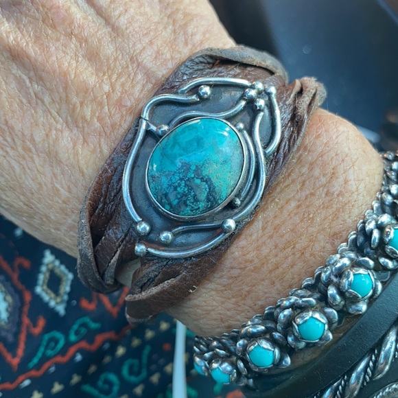 Jewelry - Vintage SS turquoise leather bracelet
